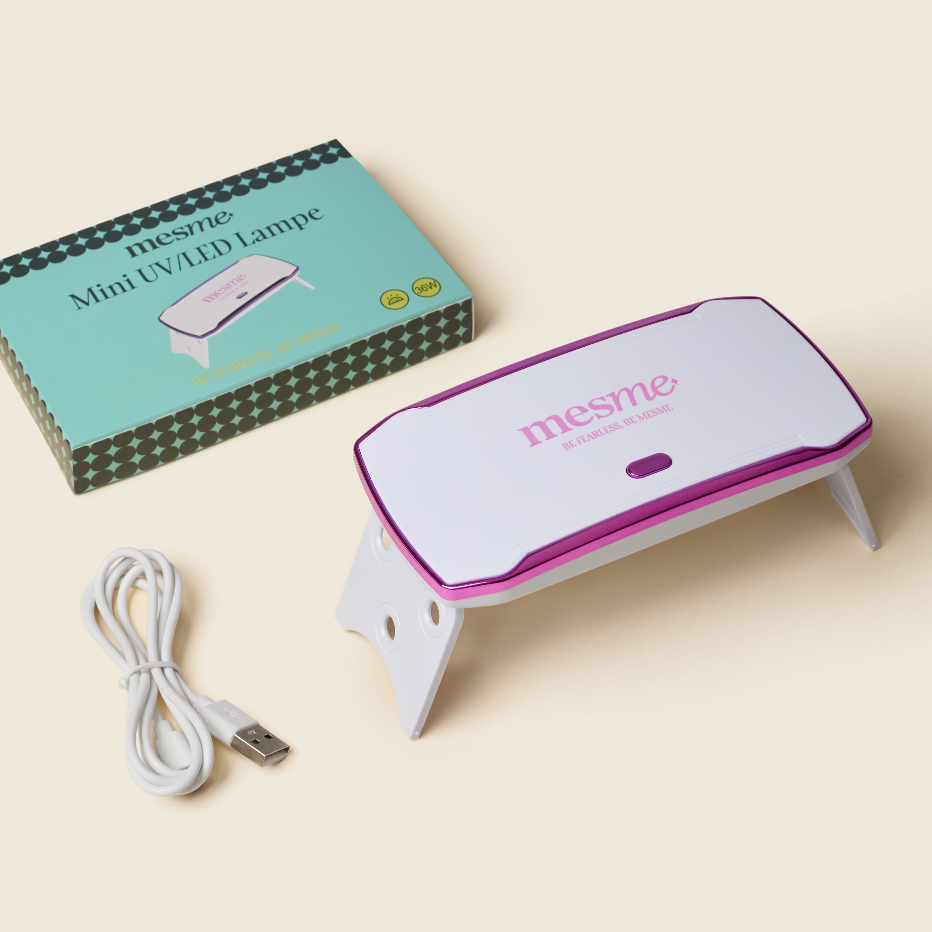Buy any POWER UV Wrap & get a mini UV lamp free!
