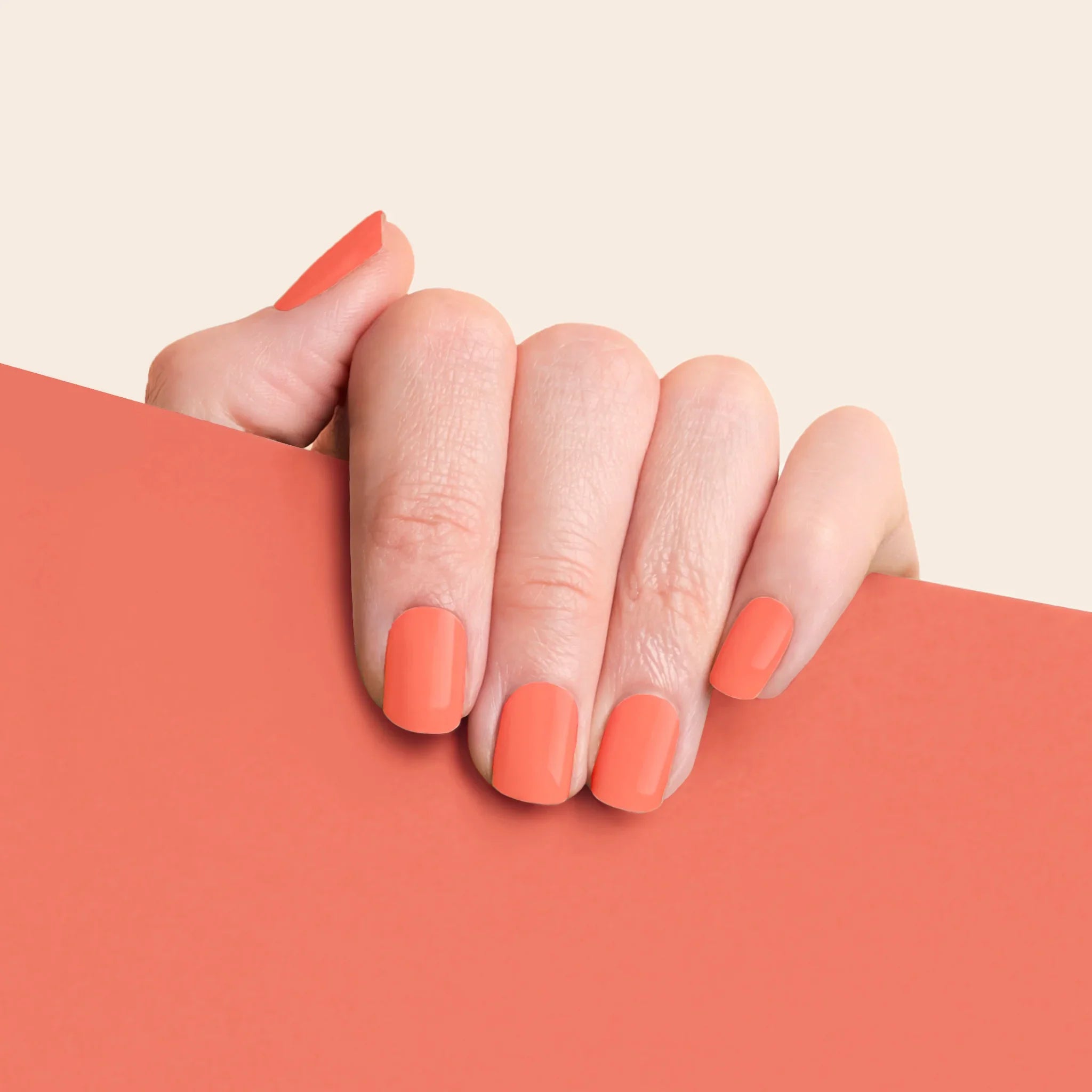 mesme Fee Coral 3+ Day UV-Free Gel Nail Wraps On Hand
