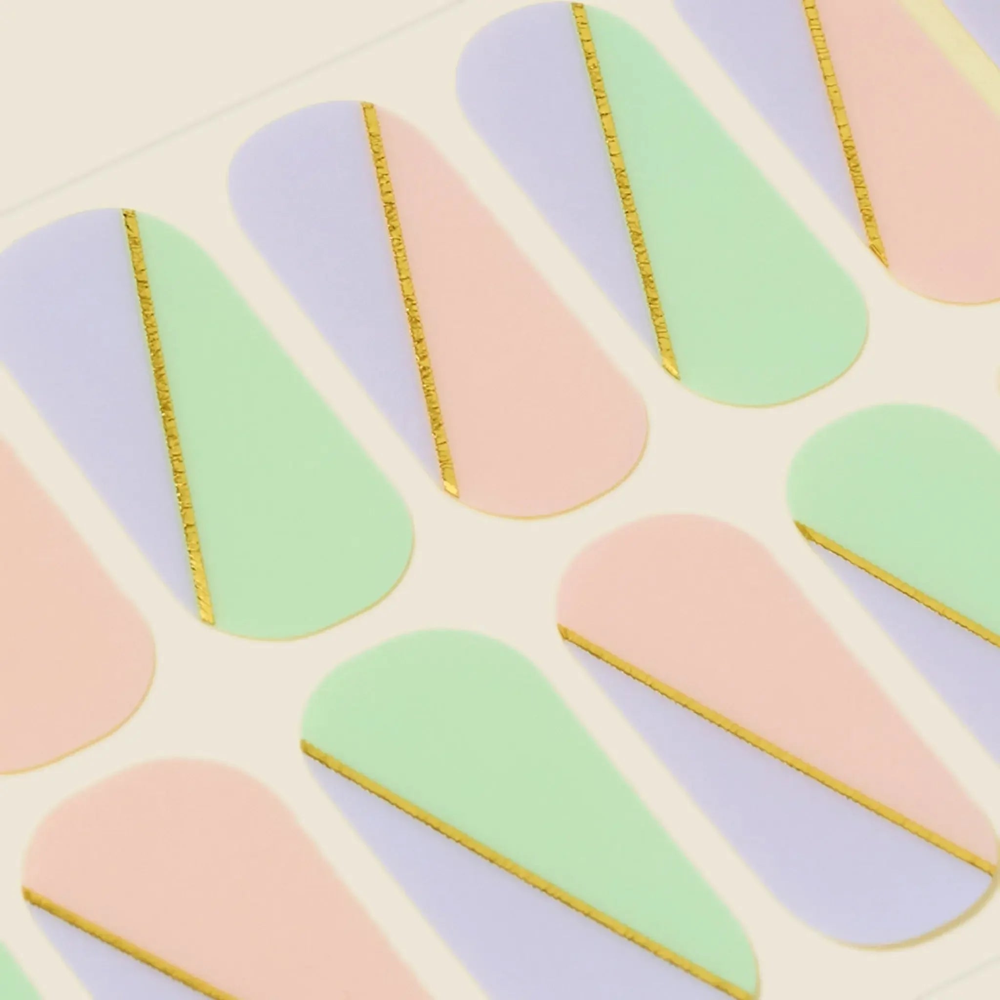 mesme Katya Pastel Gold 3+ Day UV-Free Gel Nail Wraps — Strip Sheet Close-Up