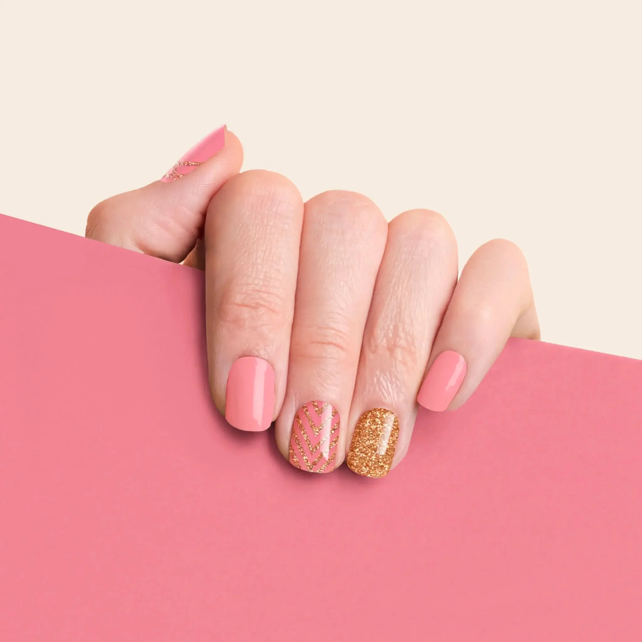 mesme Lucy Pink & Gold 3+ Day UV-Free Gel Nail Wraps On Hand